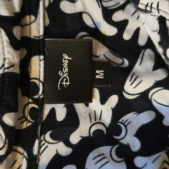 Disney Black and White Casual Button Down Shirt Mickey Mouse M - Picture 2 of 2